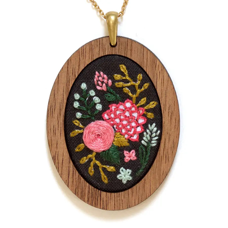 Kiriki Embroidered Pendant Kit