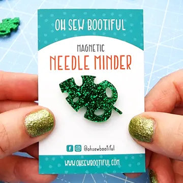 Oh Sew Bootiful Needle Minder