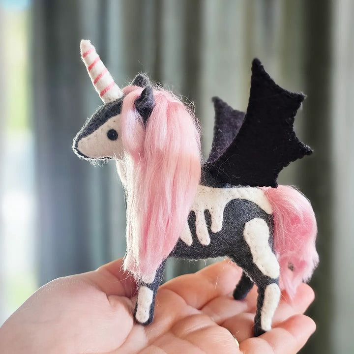 Delilah Iris Designs